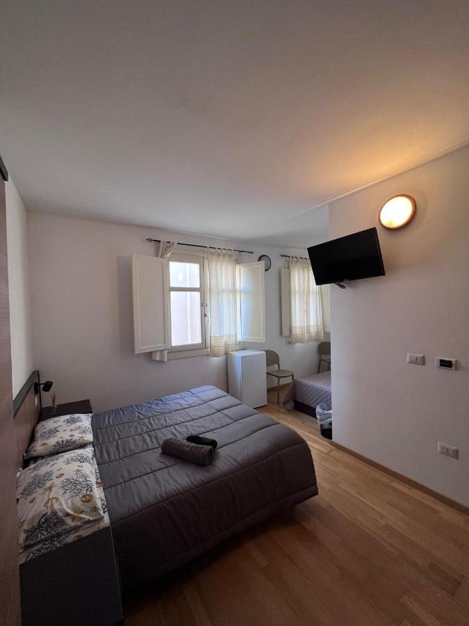 Il Vicoletto Guest House Porto Torres Kültér fotó
