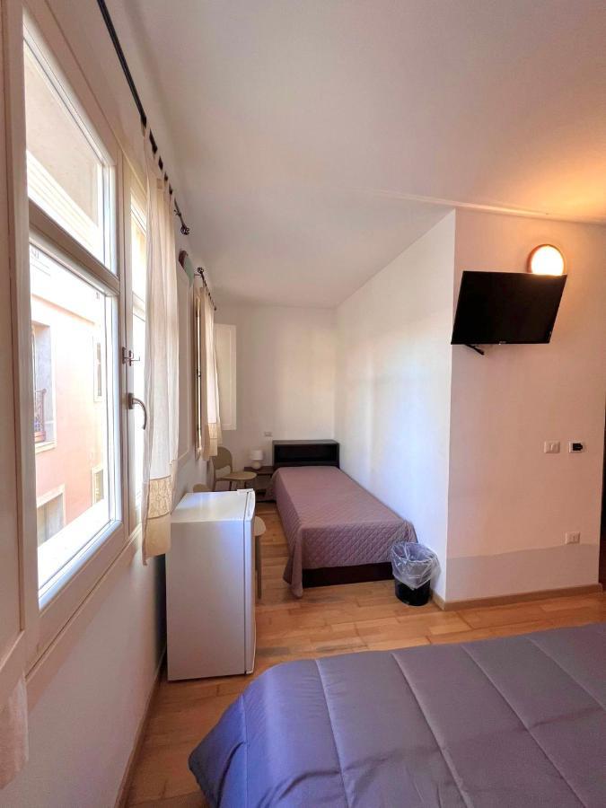 Il Vicoletto Guest House Porto Torres Kültér fotó