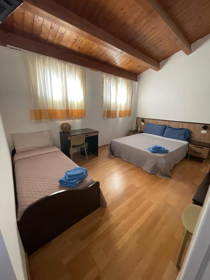 Il Vicoletto Guest House Porto Torres Kültér fotó