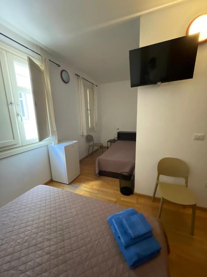 Il Vicoletto Guest House Porto Torres Kültér fotó