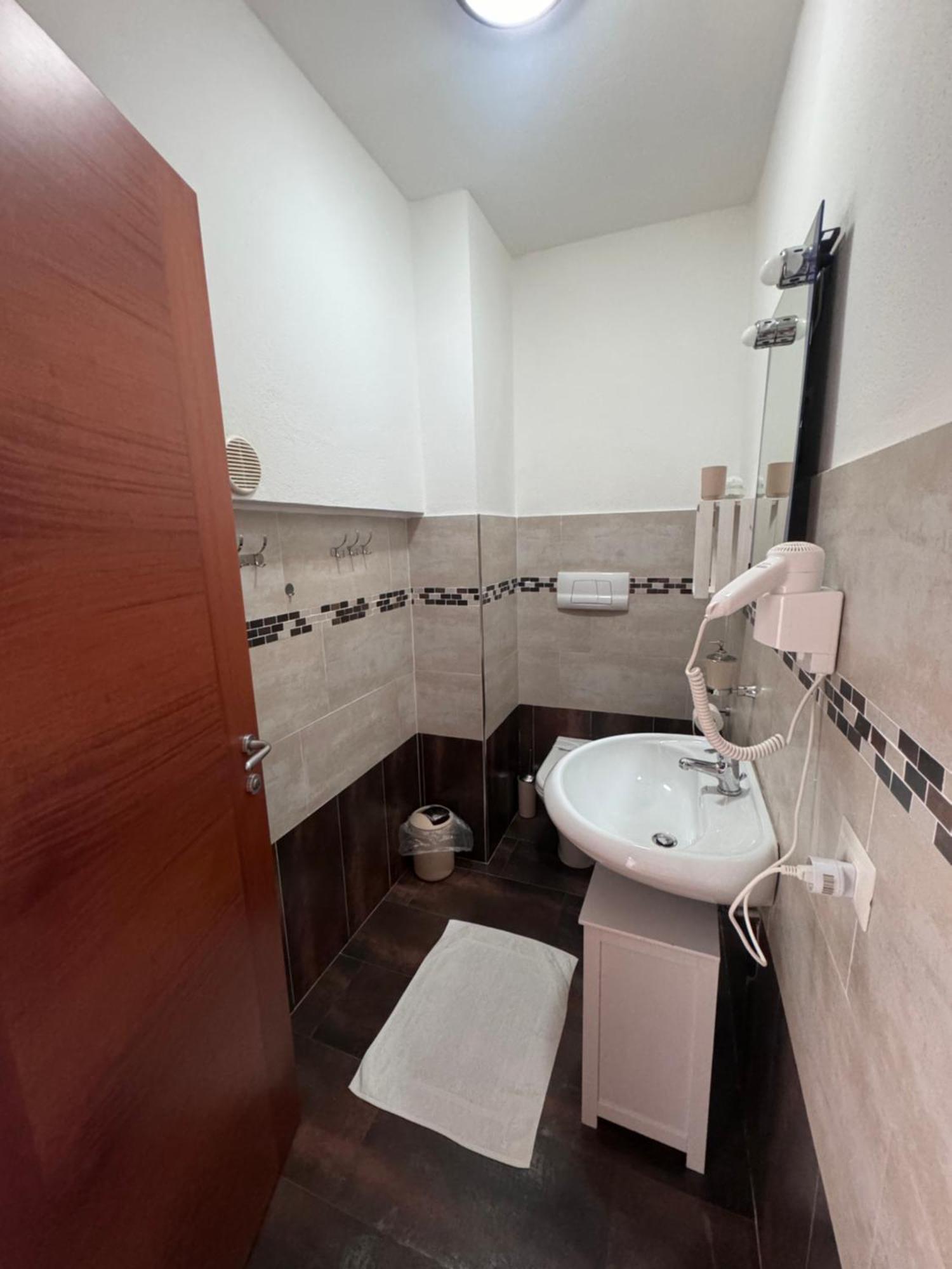Il Vicoletto Guest House Porto Torres Kültér fotó